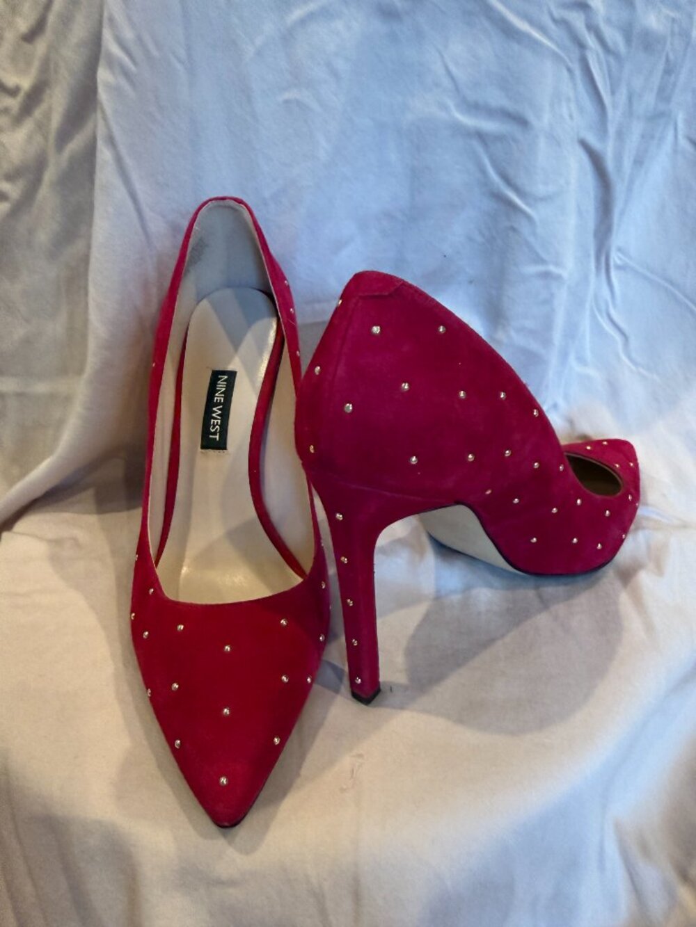 Nine West Bright Pink-Fuschia Gold-Studded Stiletto Pumps - 7.5 - Picture 2 of 6